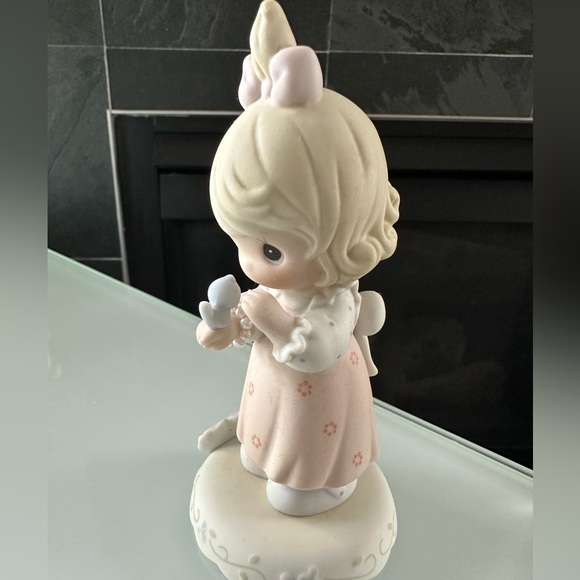 Precious Moments Collectable Figurine number 9 - Picture 3 of 3